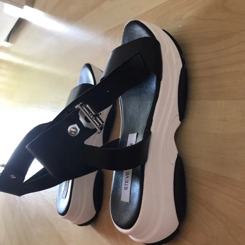 Steve Madden Sandals